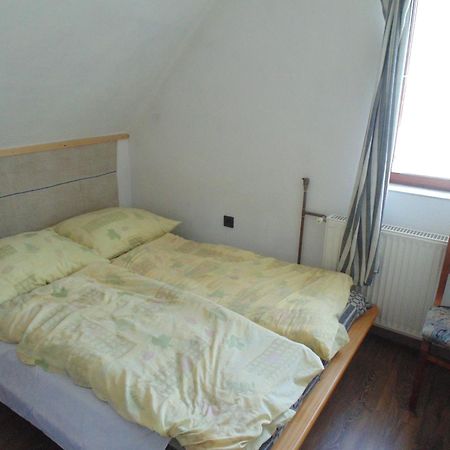 Huta Vendeghaz Otel Kishuta Dış mekan fotoğraf
