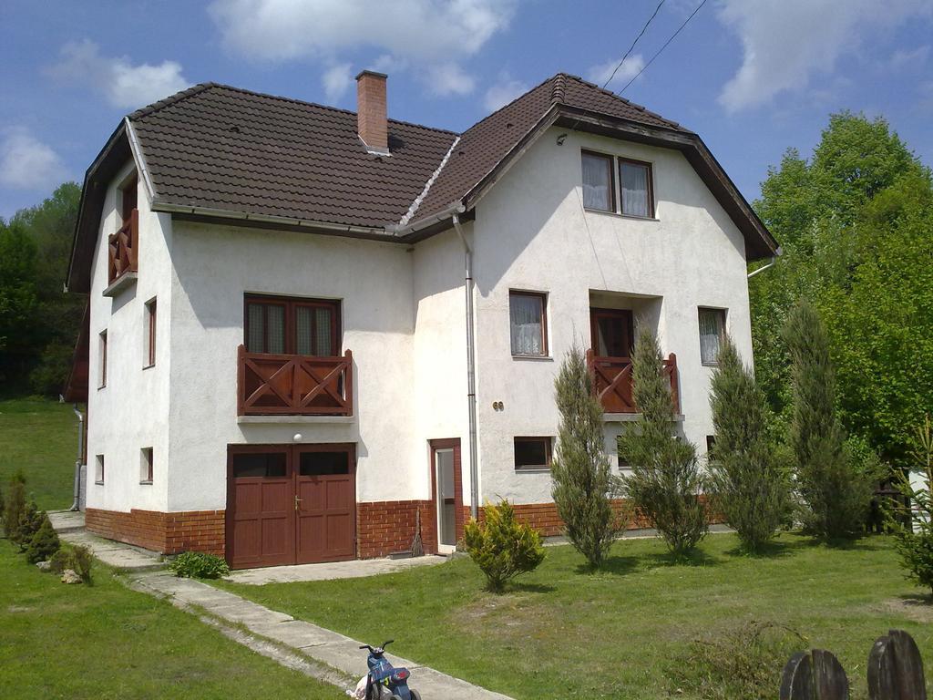 Huta Vendeghaz Otel Kishuta Dış mekan fotoğraf